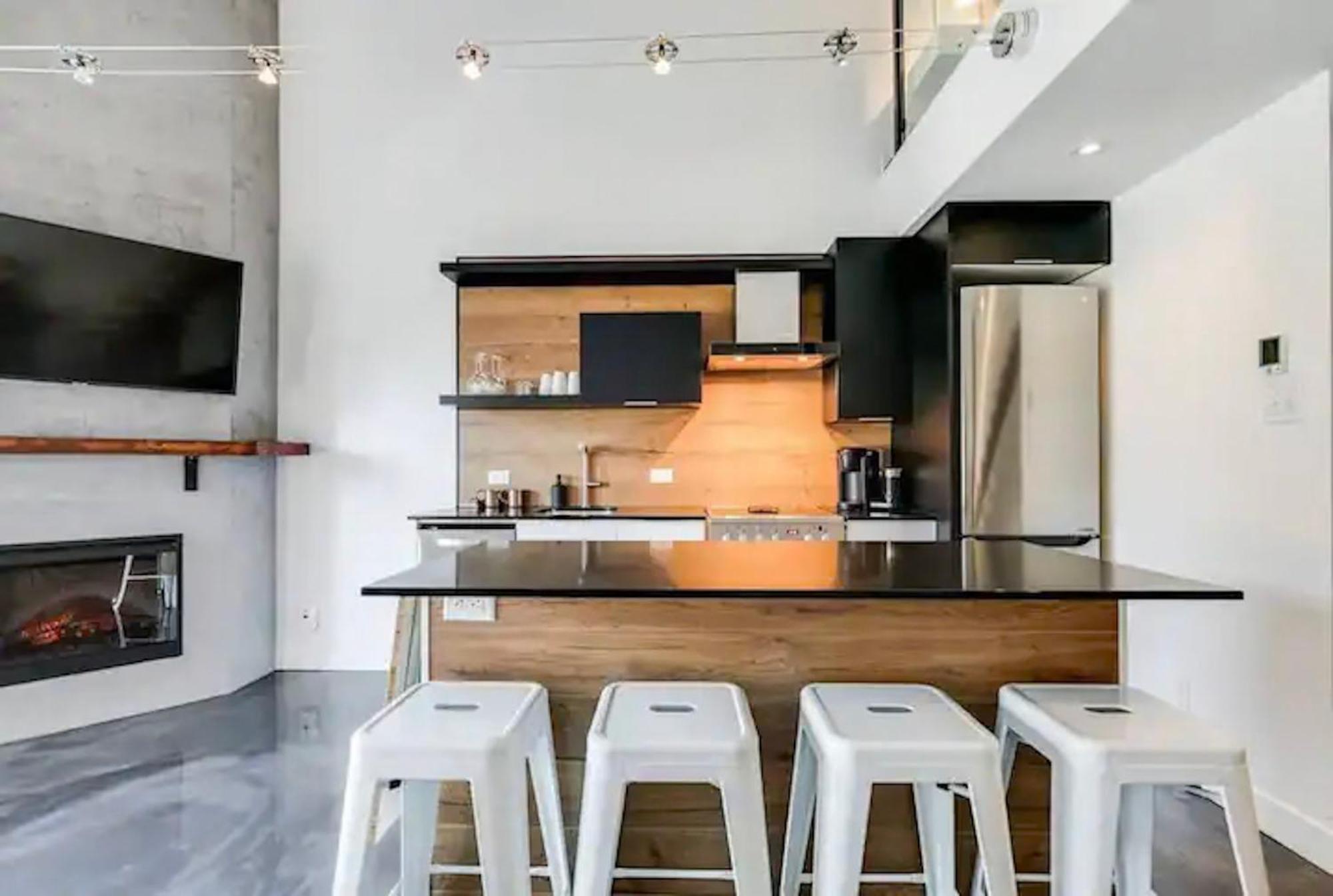 Condo Moderne, Escapade Vacance, Vue Sur Montagnes Dış mekan fotoğraf